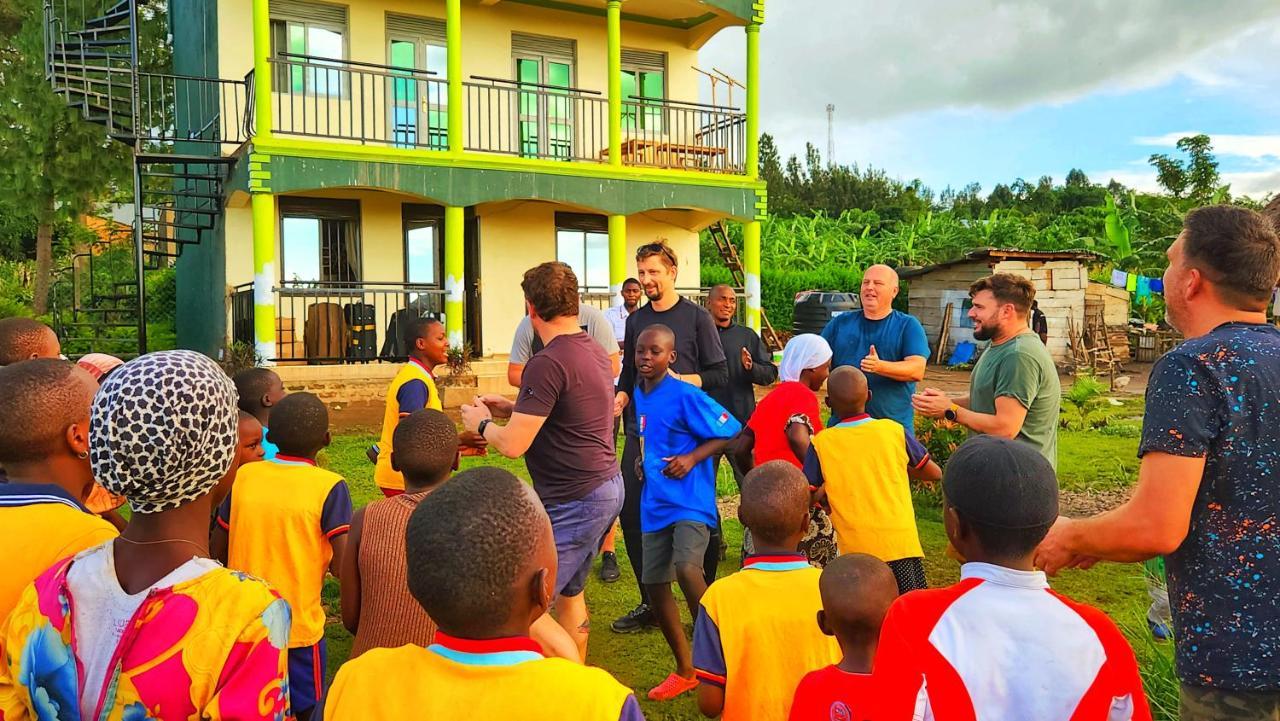 Lights Of Kazinga Orphanage And Homestay Rubirizi Eksteriør bilde